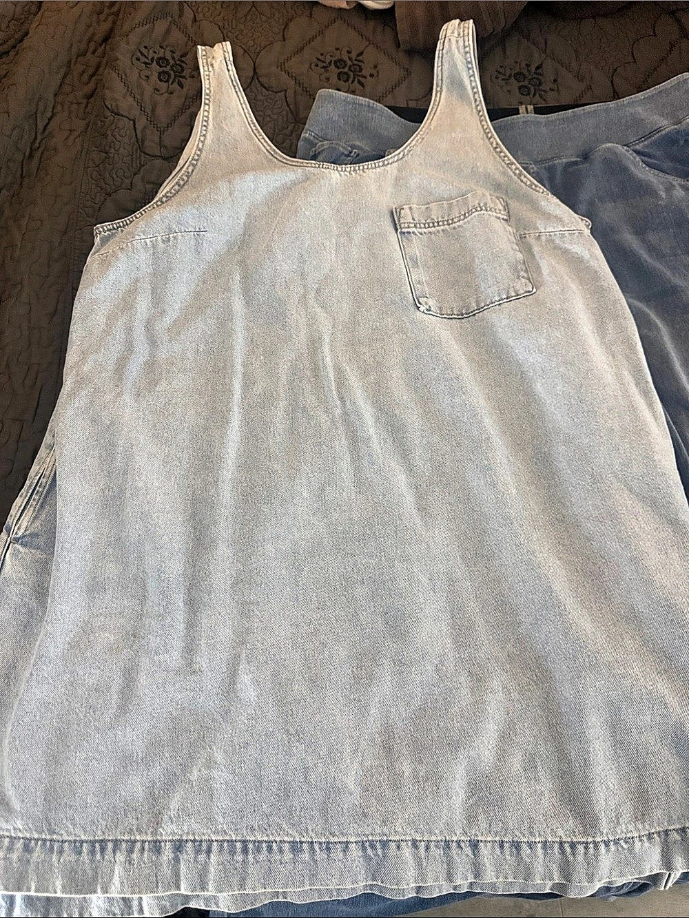 Womenās XXL denim bundle